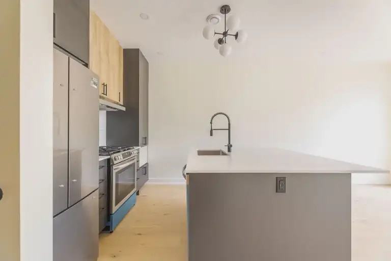 138 Carillon St #A - Photo 6 of 17