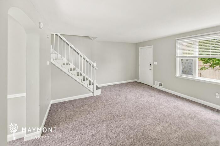 4909 Saint Gemma Rd - Photo 7 of 18
