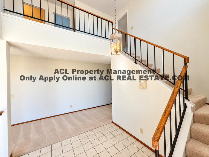 27128 Columbia Way - Photo 3 of 20