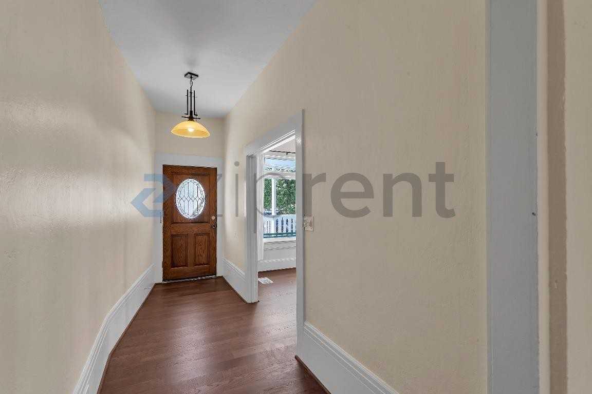 138 Wilson St #1 - Photo 7 of 29