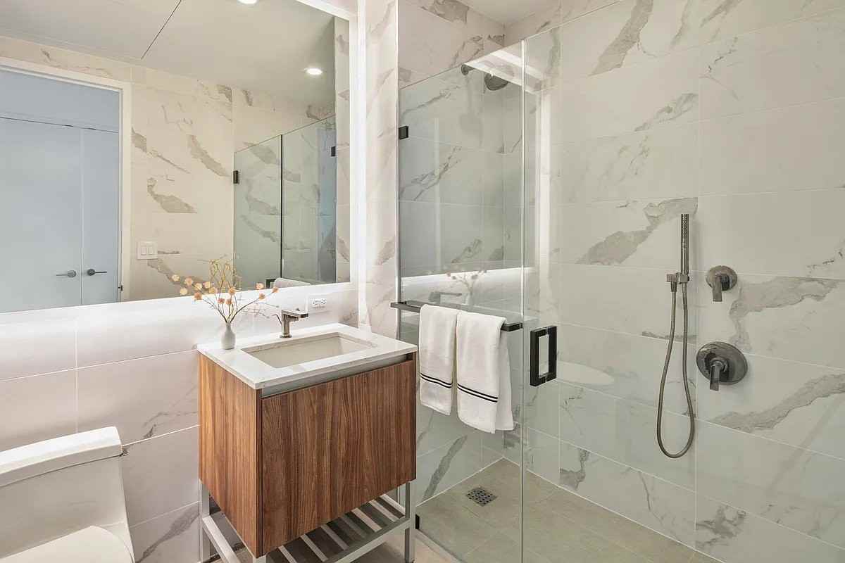 W 30th St #40A - Photo 4 of 20