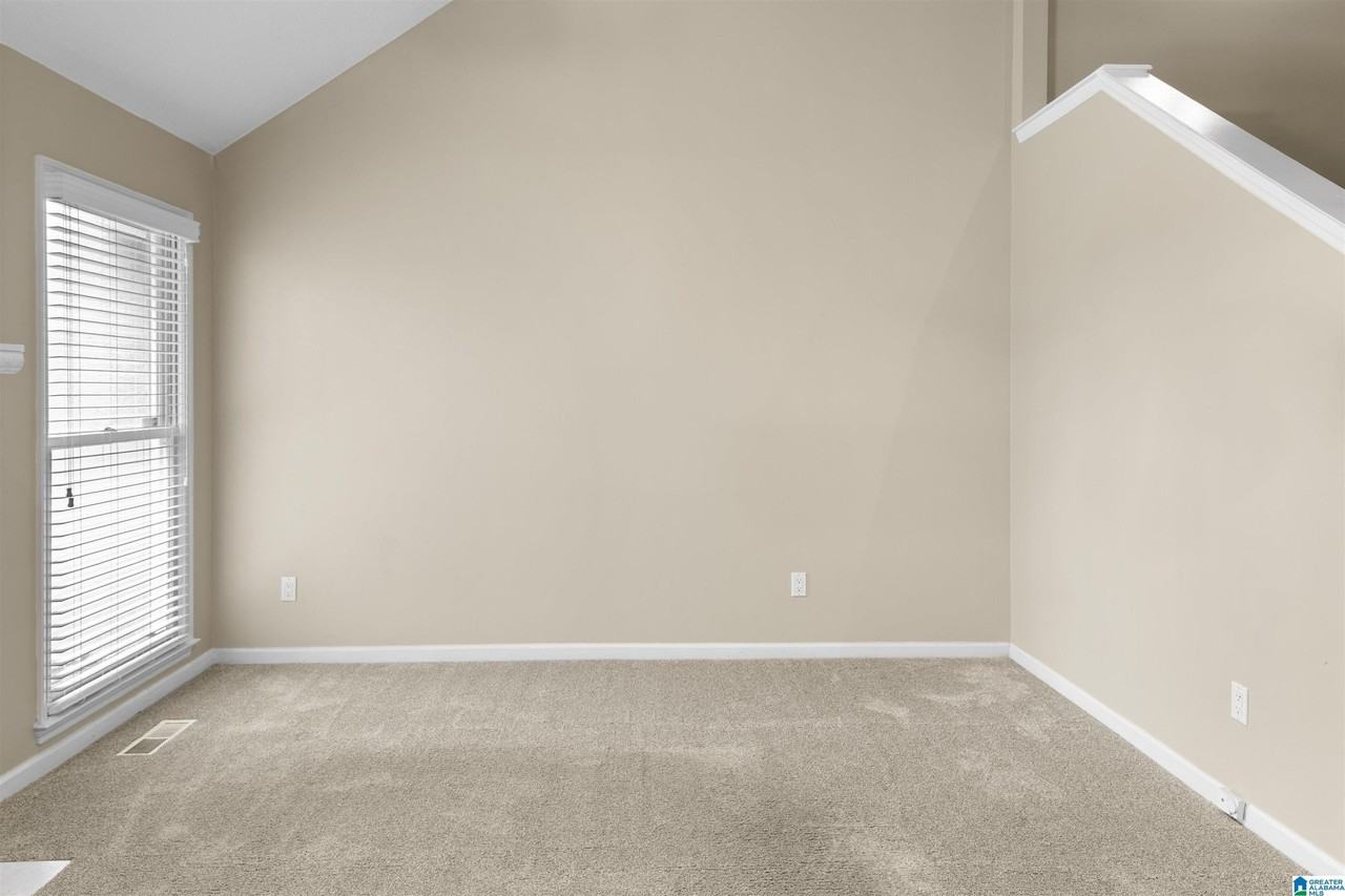 5409 Whisper Wood Cir - Photo 4 of 37