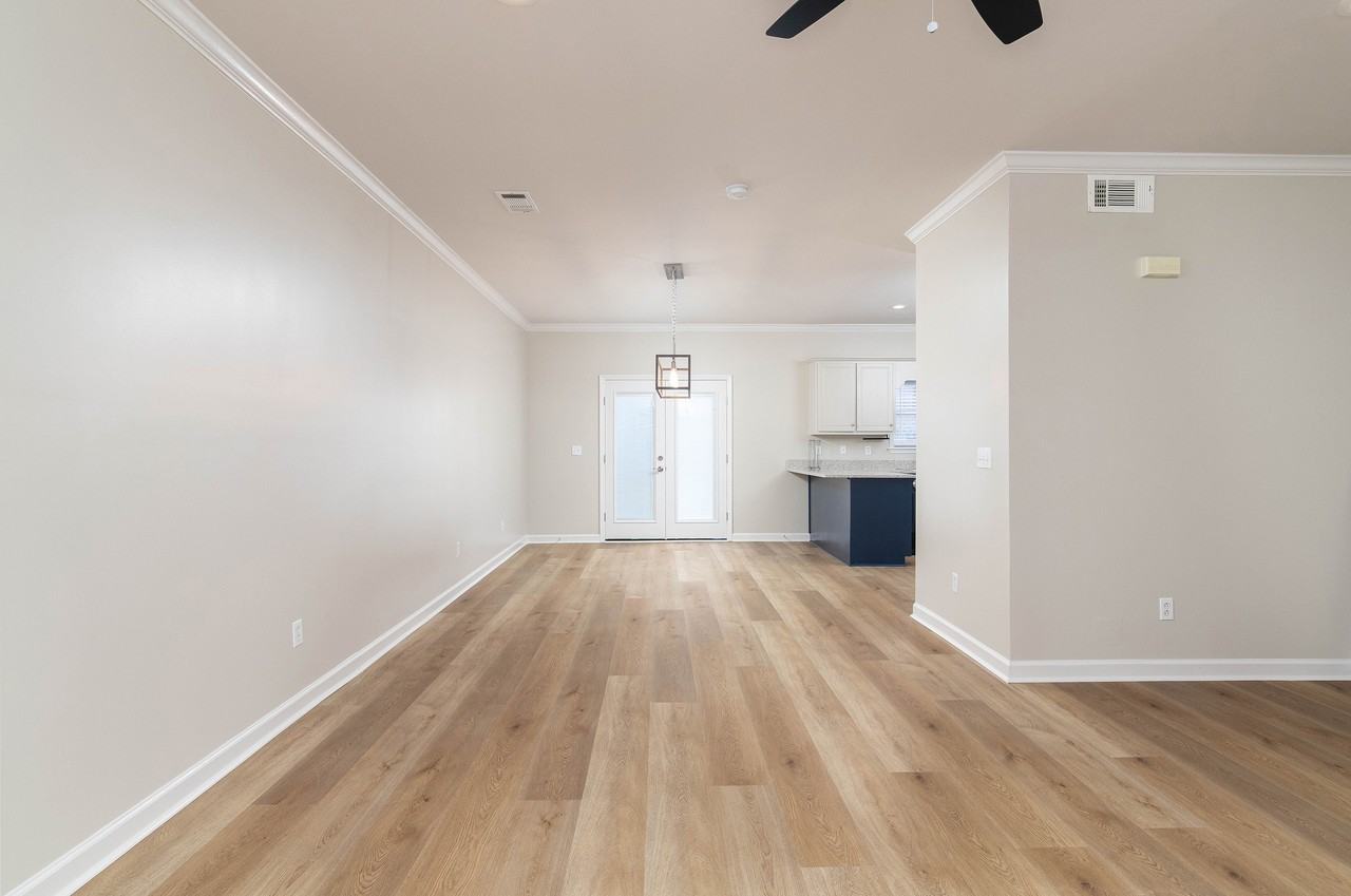 2602 Harris DriveUnit #3 - Photo 5 of 17