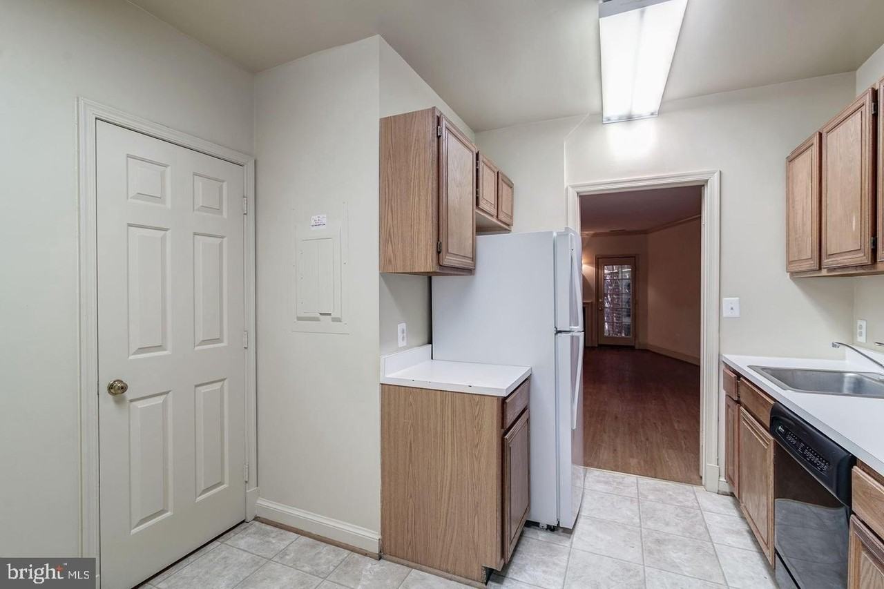 4341 Massachusetts Ave Nw - Photo 6 of 16