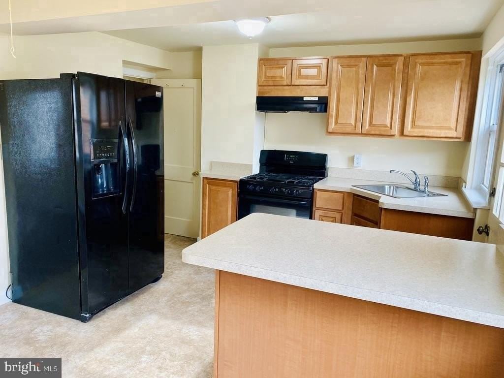 131 Kentucky Ave - Photo 6 of 26