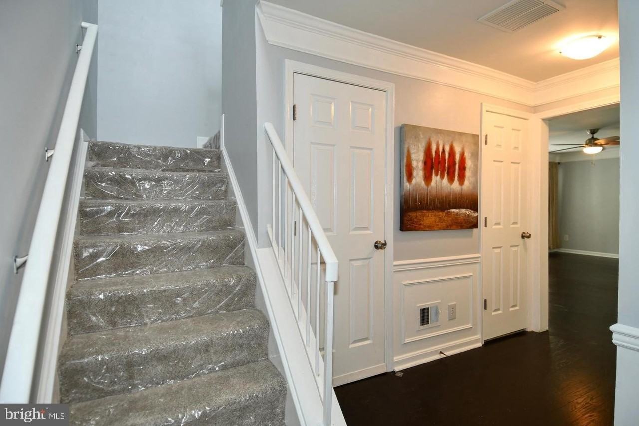 46893 Eaton Ter - Photo 3 of 35