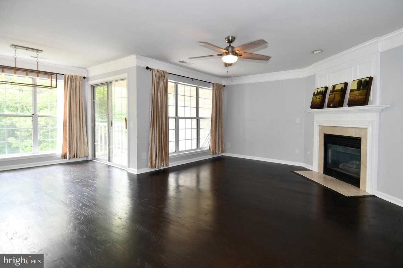 46893 Eaton Ter - Photo 4 of 35