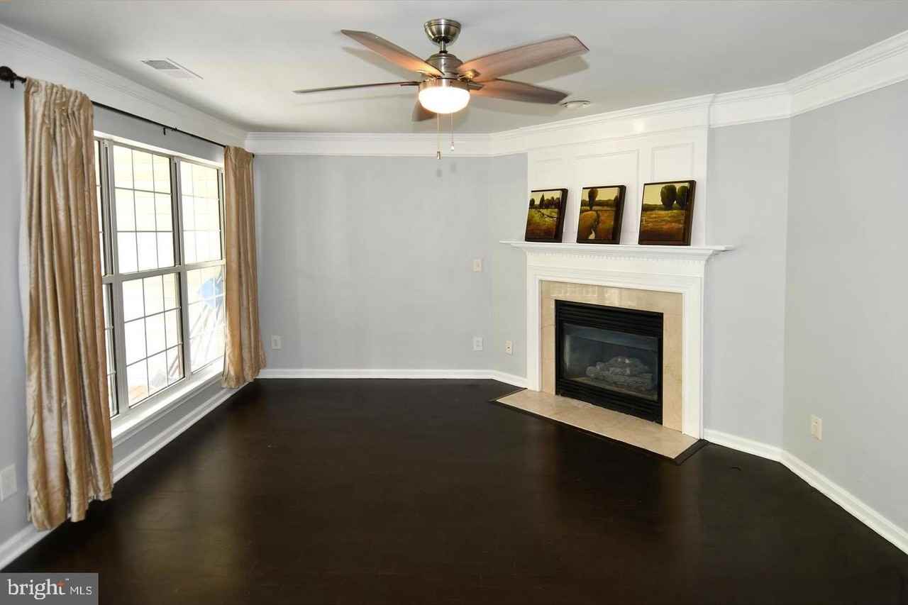 46893 Eaton Ter - Photo 5 of 35