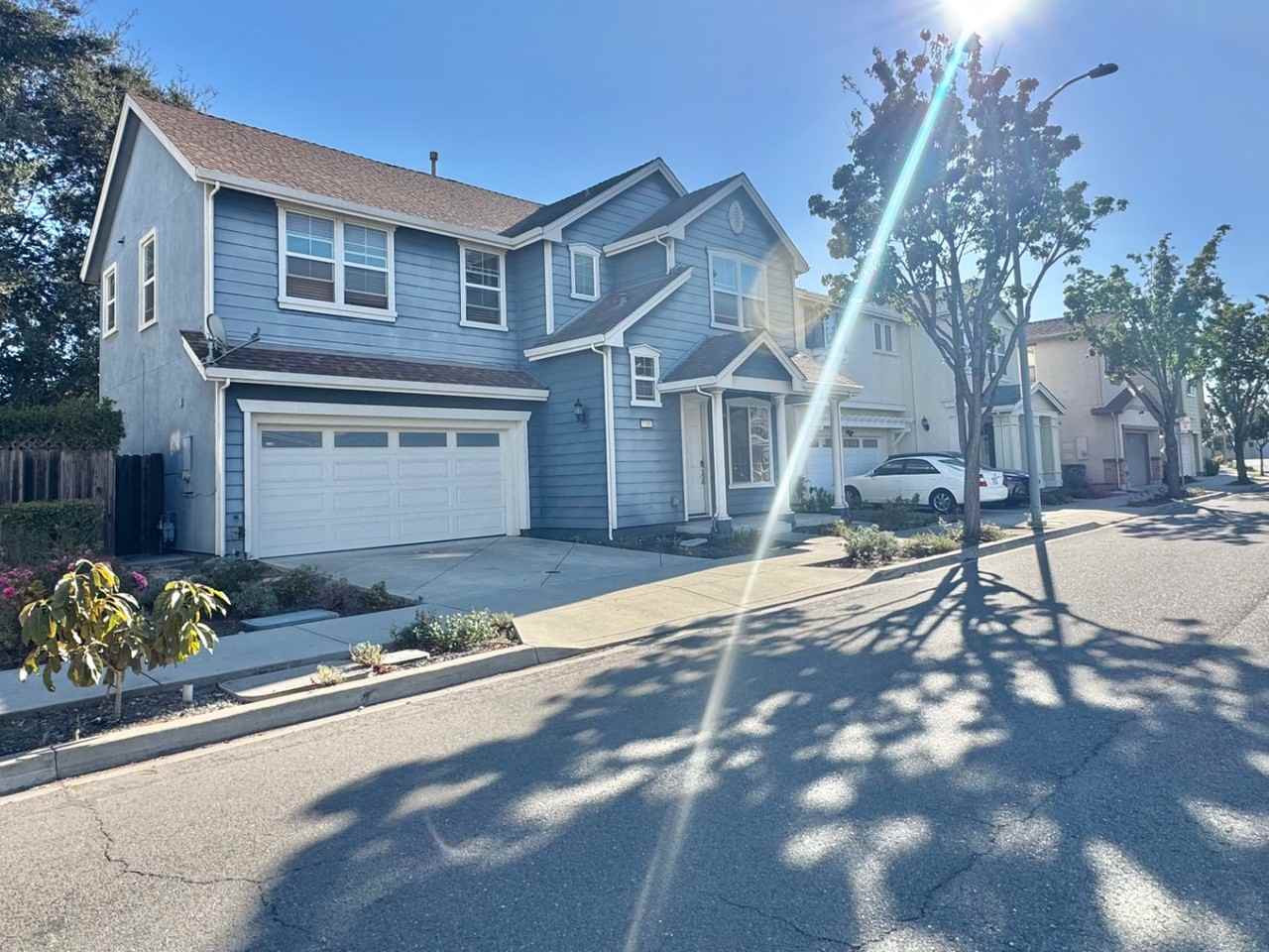 9408 Clemente Dr - Photo 6 of 20