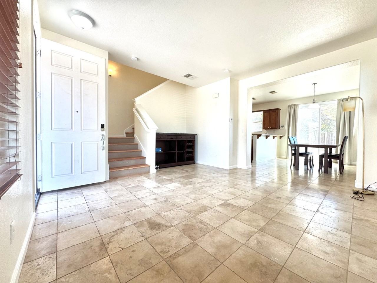 9408 Clemente Dr - Photo 7 of 20