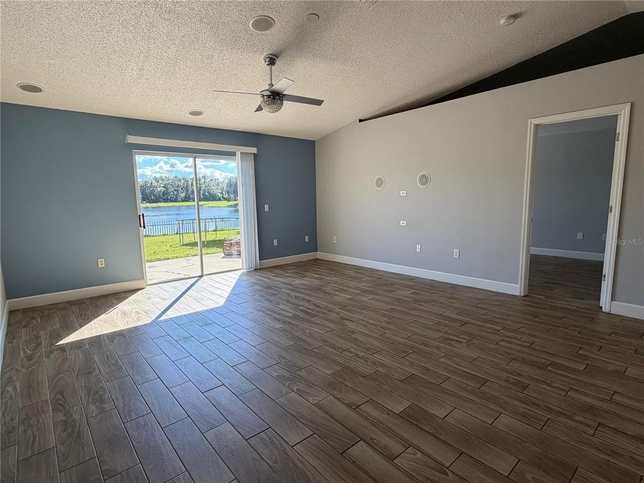3194 Windmill Point Blvd - Photo 2 of 22