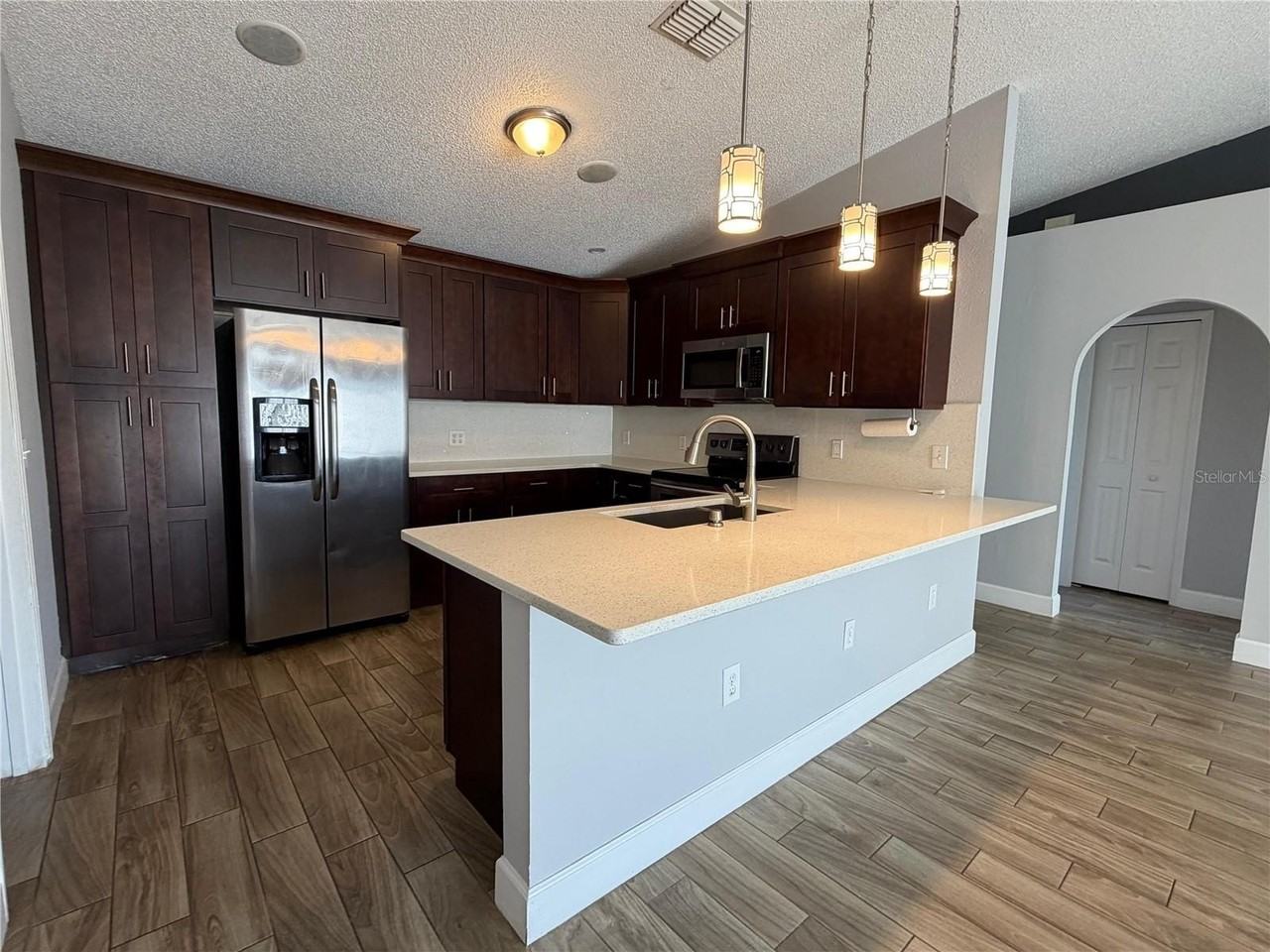 3194 Windmill Point Blvd - Photo 5 of 22