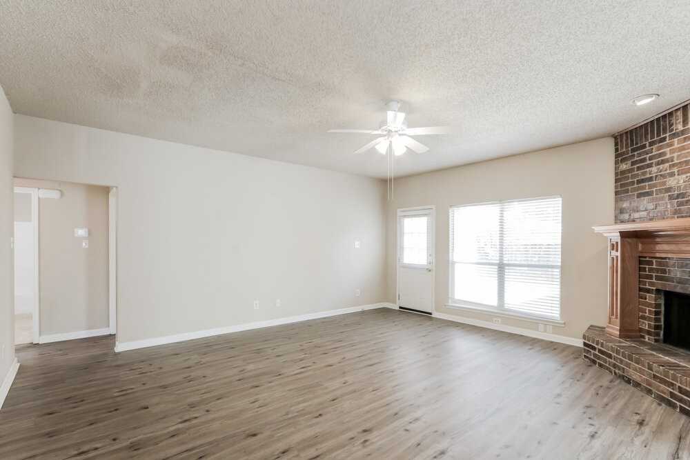 424 Kylie Ln - Photo 4 of 16