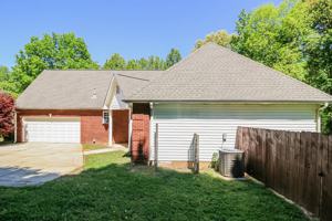 featured image of 388 Jasmine Dr