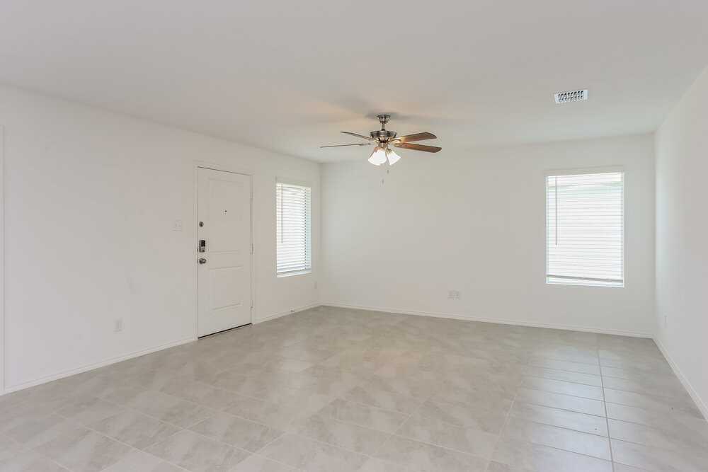 5947 Wedgemere Dr - Photo 4 of 16