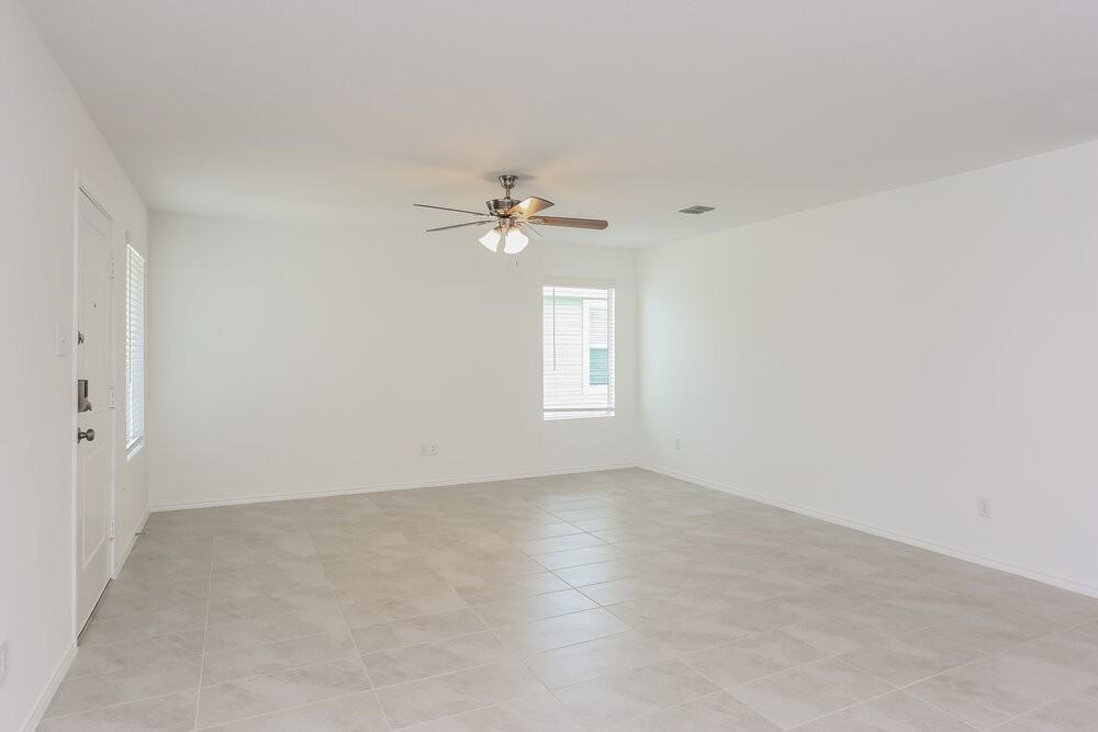 5947 Wedgemere Dr - Photo 5 of 16