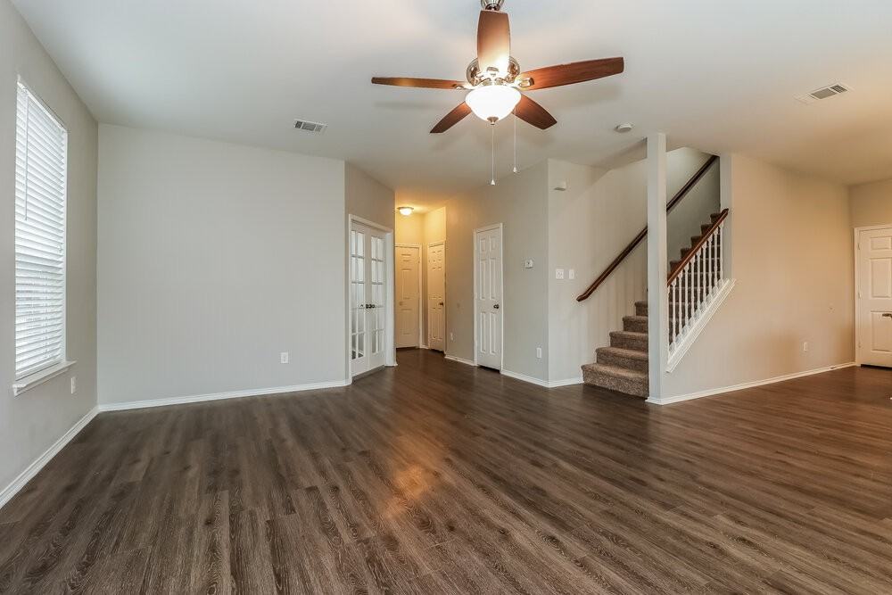 8636 Star Thistle Dr - Photo 3 of 15