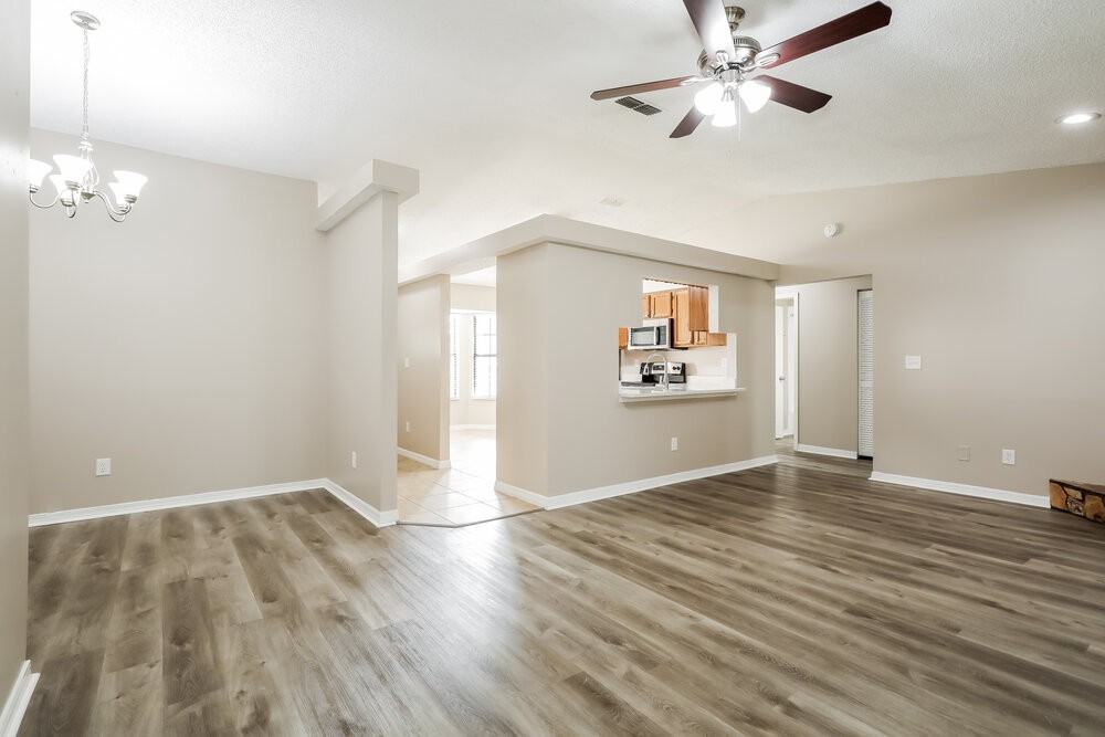 2940 Jessicas Ct - Photo 5 of 16