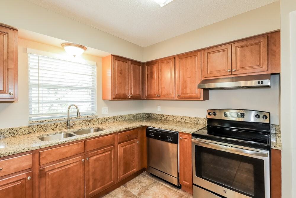 2927 Northbrook Ln - Photo 7 of 16