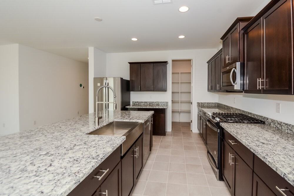 17341 W Running Deer Trl - Photo 4 of 16