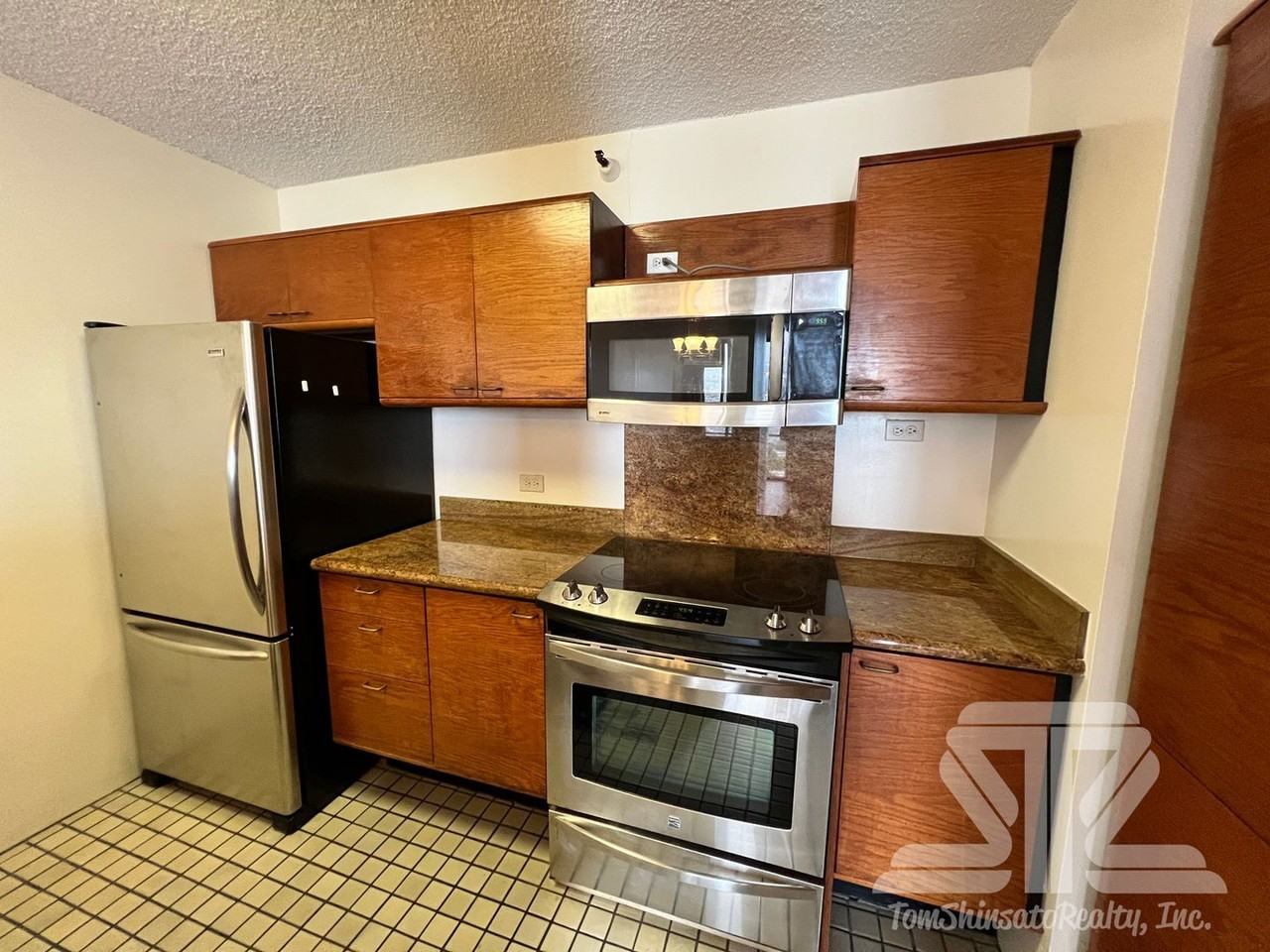 60 N Beretania St #2604 - Photo 5 of 19