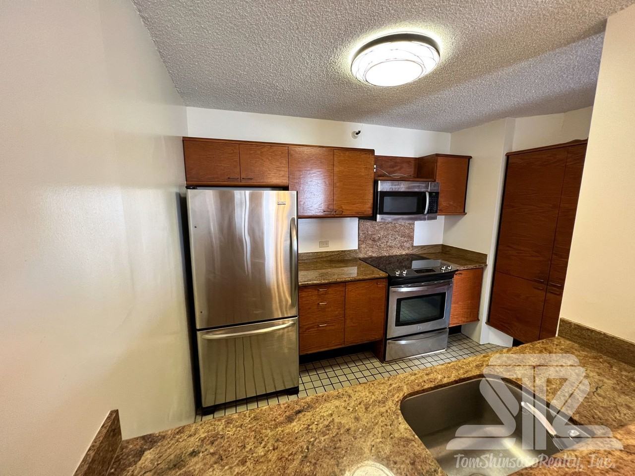 60 N Beretania St #2604 - Photo 6 of 19