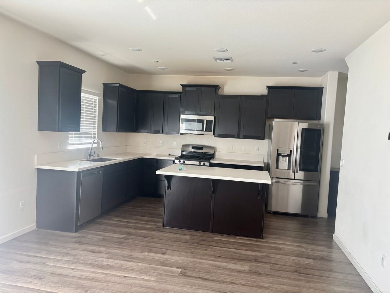 5089 Cloud Burst Way - Photo 5 of 8