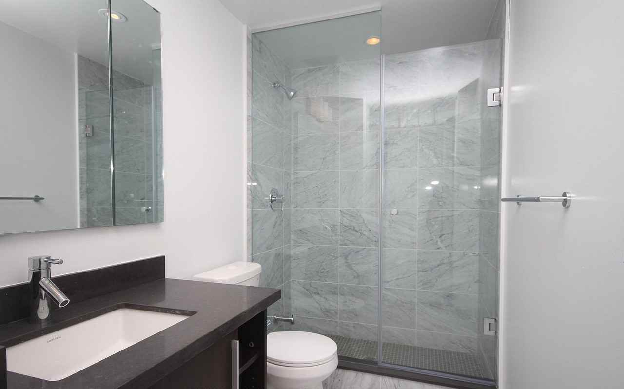 2212 Lake Shore Boulevard West #T.H - Photo 7 of 14