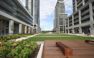 2212 Lake Shore Boulevard West #T.H - Photo 1 of 1