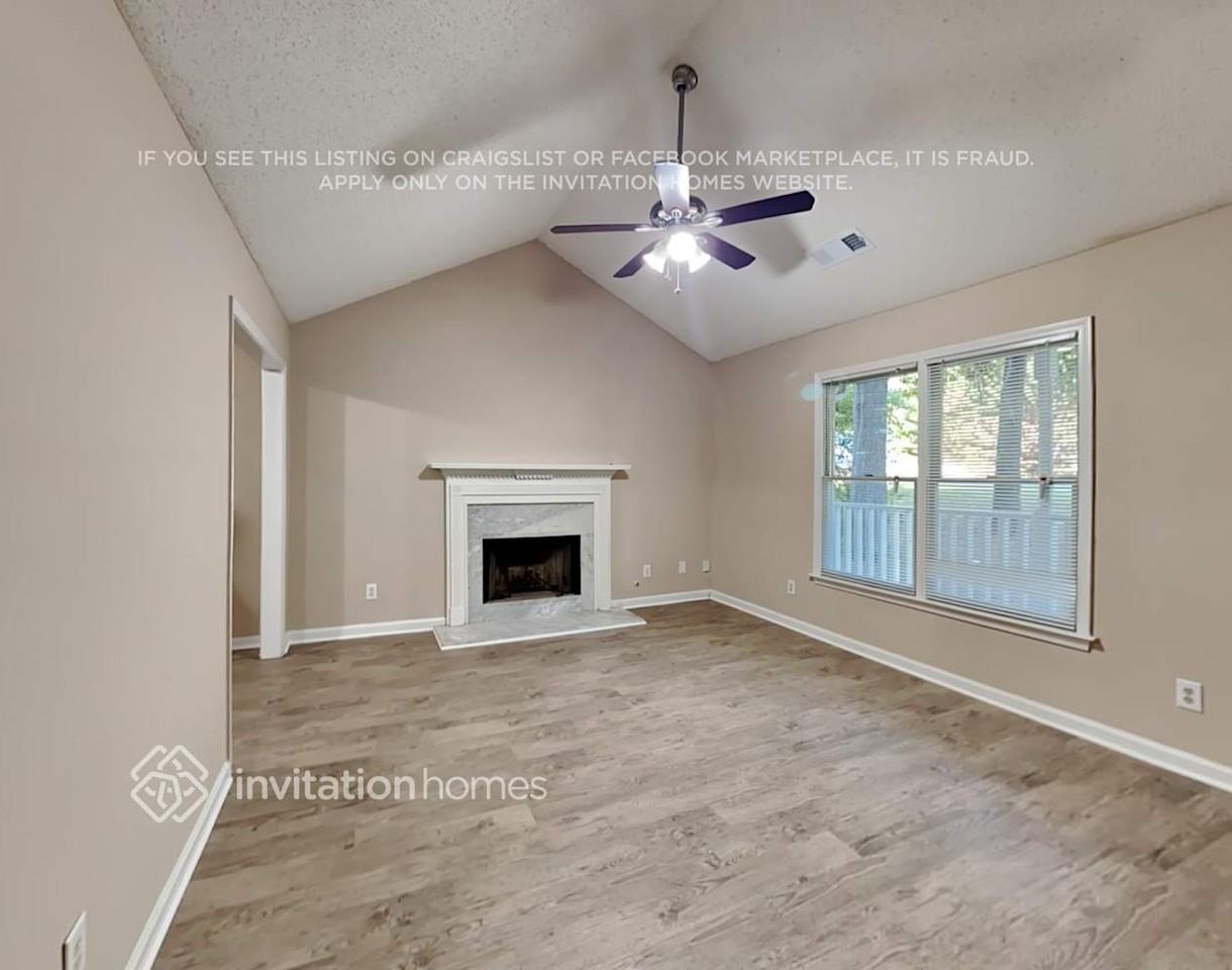 3510 Traddsprings Way - Photo 5 of 20