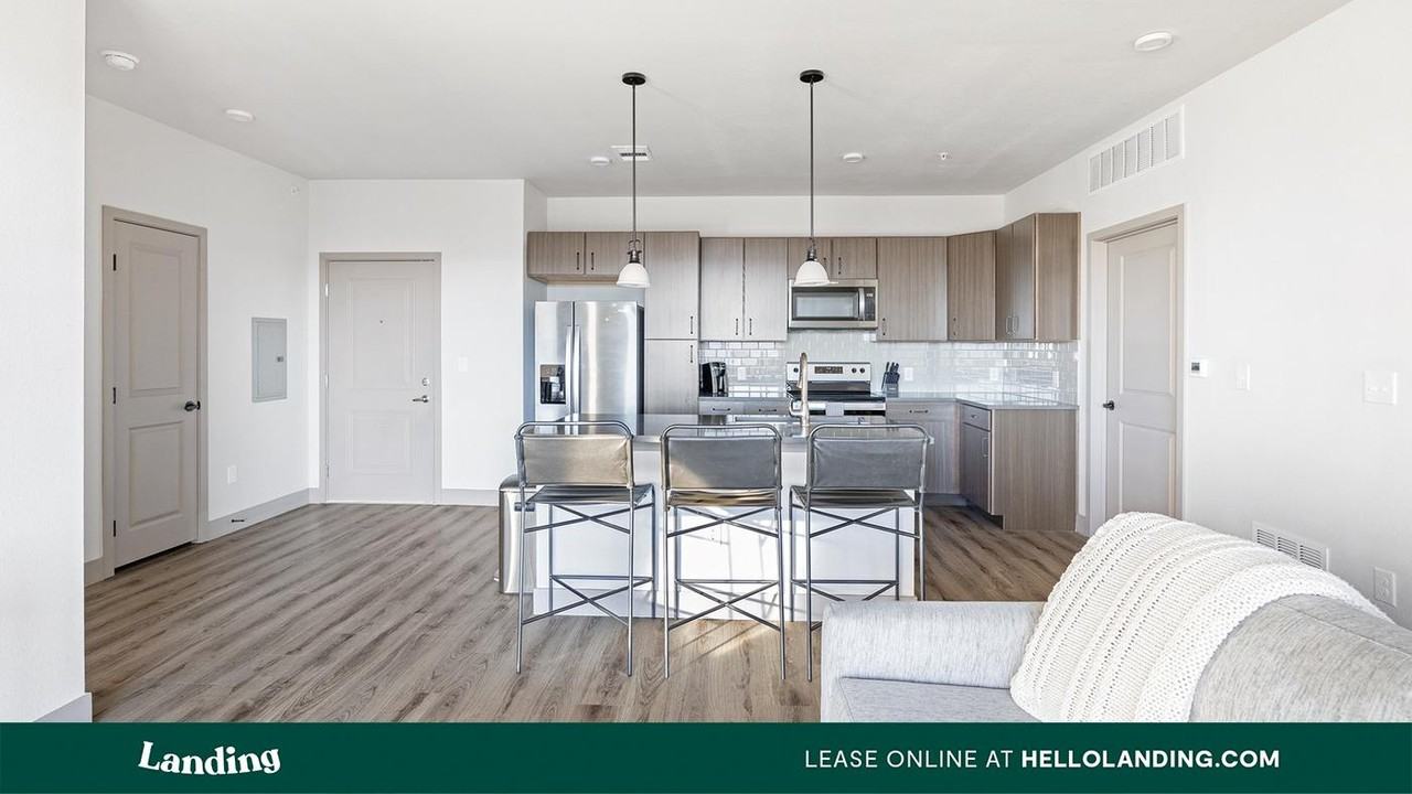 300 E Fremont Pl - Photo 2 of 50