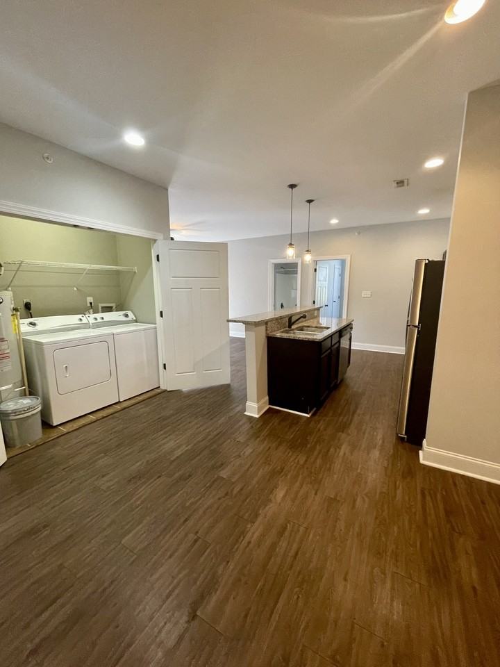 120 Portico St #202 - Photo 4 of 26