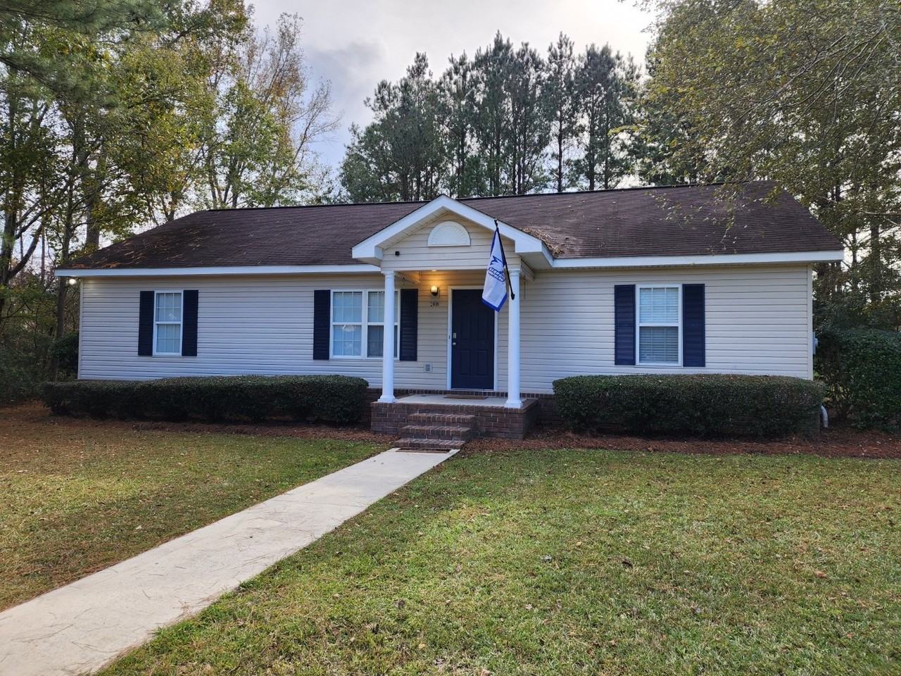 2008 Talons Lake Dr
