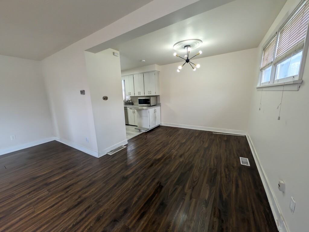49 Water St - Photo 3 of 23