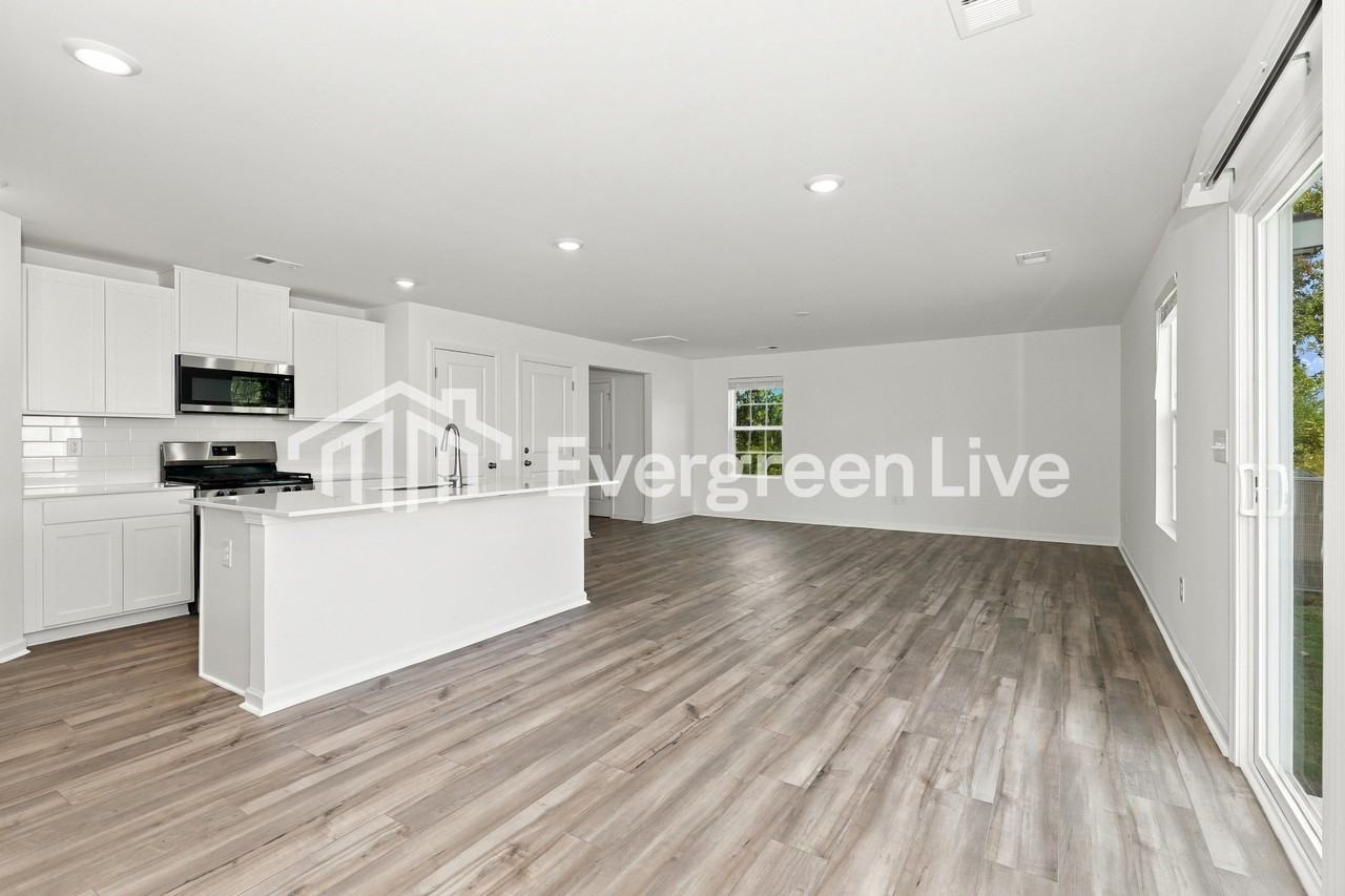 237 Woven Wheel Dr - Photo 4 of 16