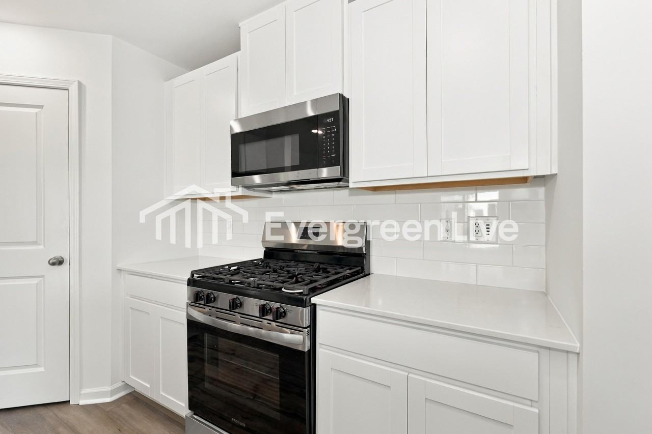 237 Woven Wheel Dr - Photo 6 of 16