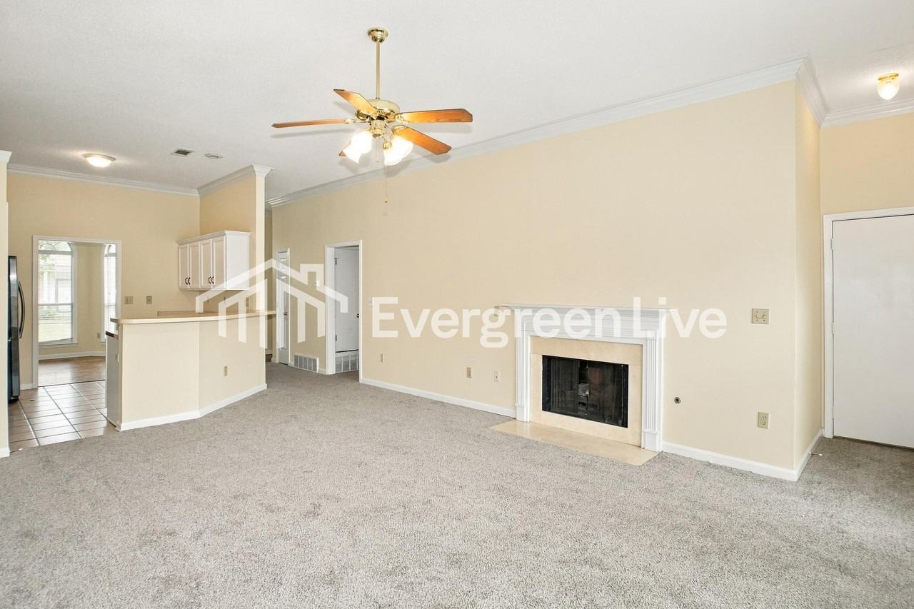 5009 Flanders Ave - Photo 3 of 15