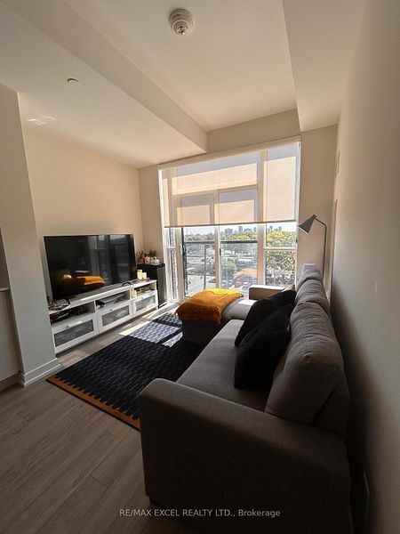 2300 Saint Clair Avenue West #606 - Photo 3 of 7