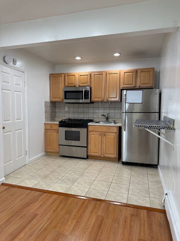 271 Town Line Rd - Photo 7 of 9