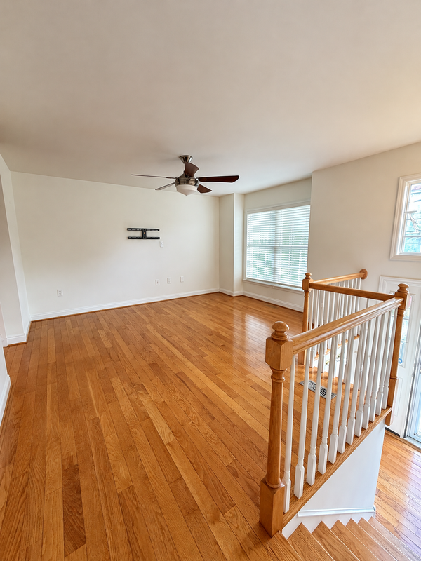35 7th St - Photo 3 of 10