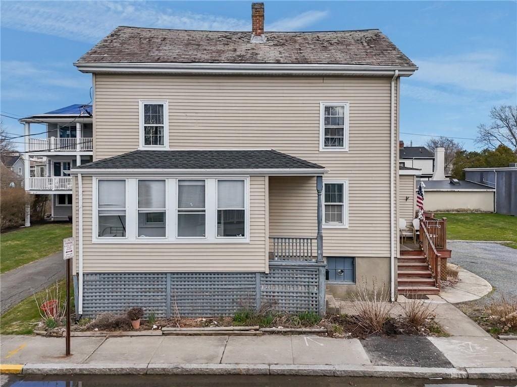 32 Houston Ave ##3 - Photo 2 of 13