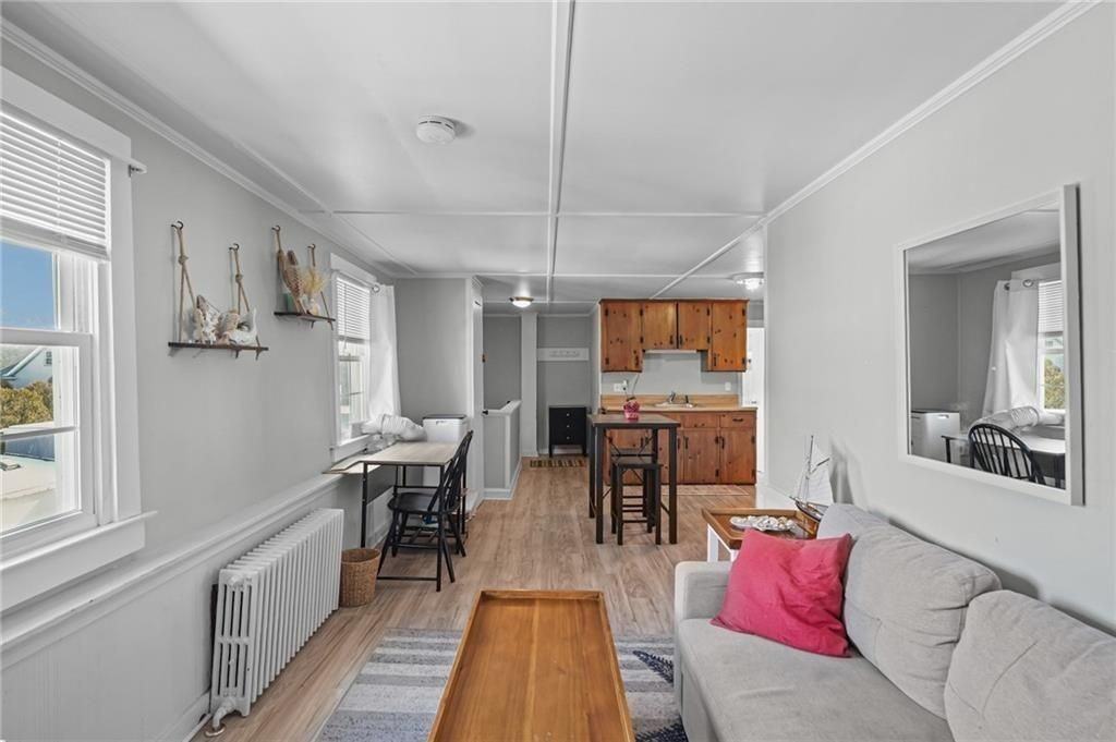 32 Houston Ave ##3 - Photo 4 of 13
