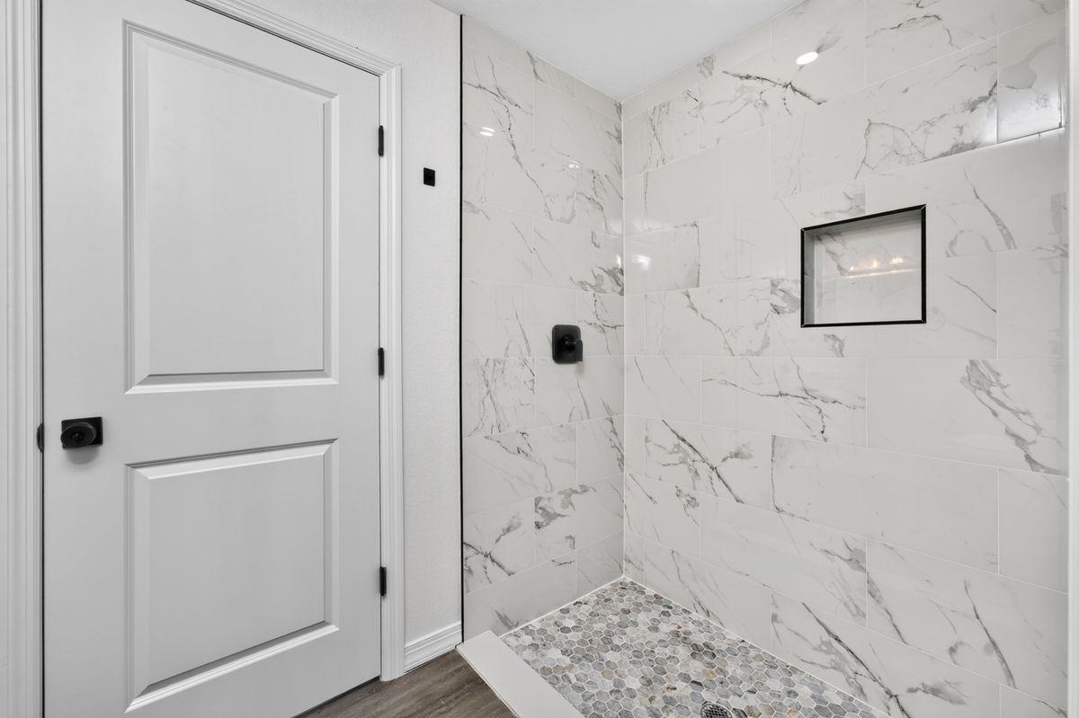 520 Way St - Photo 2 of 25