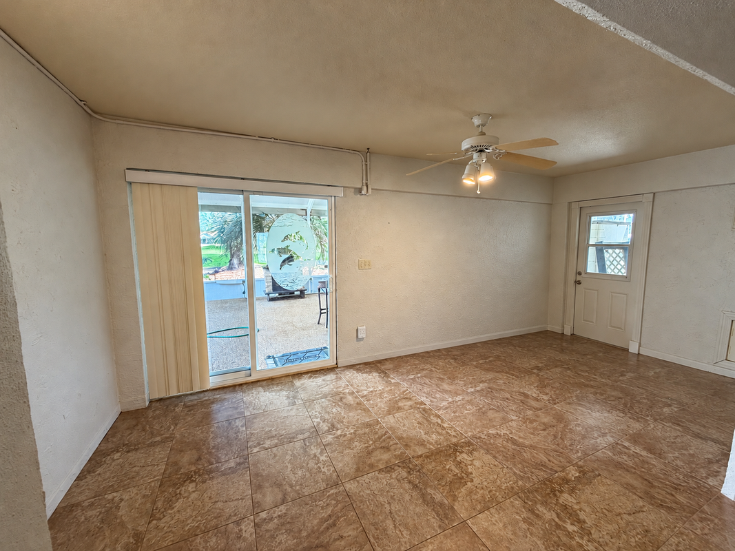 1407 Fortaleza Dr - Photo 4 of 18
