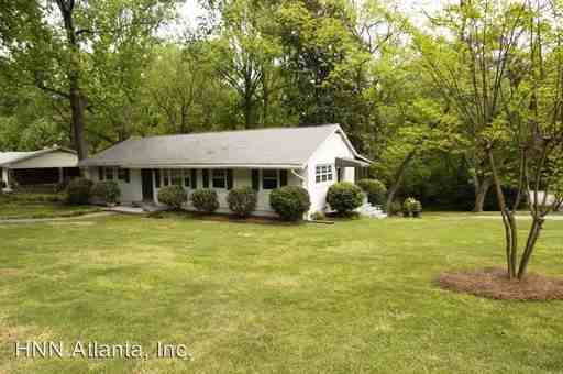 884 Brownwood Ave SE - Photo 3 of 26