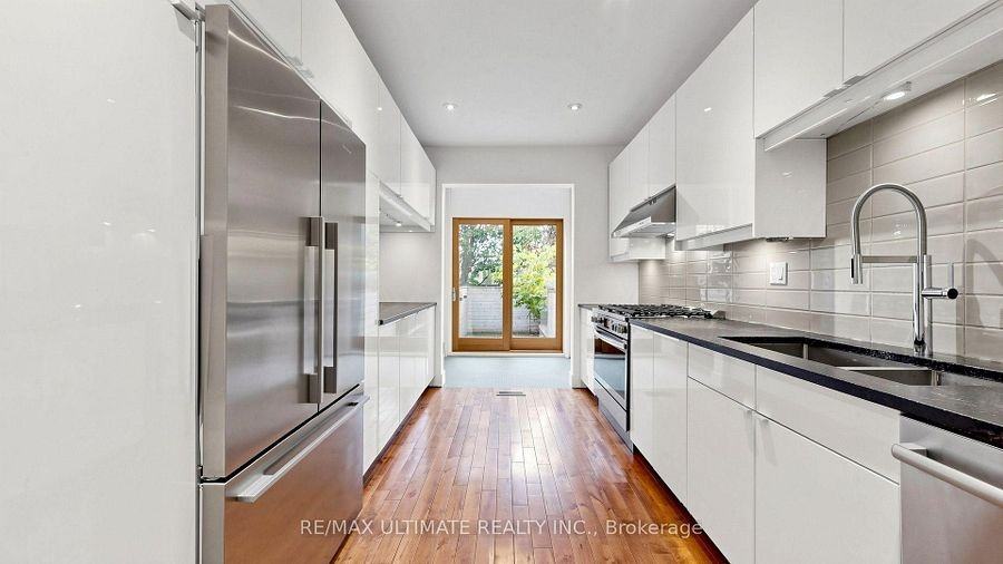 5 Collahie Street - Photo 3 of 31