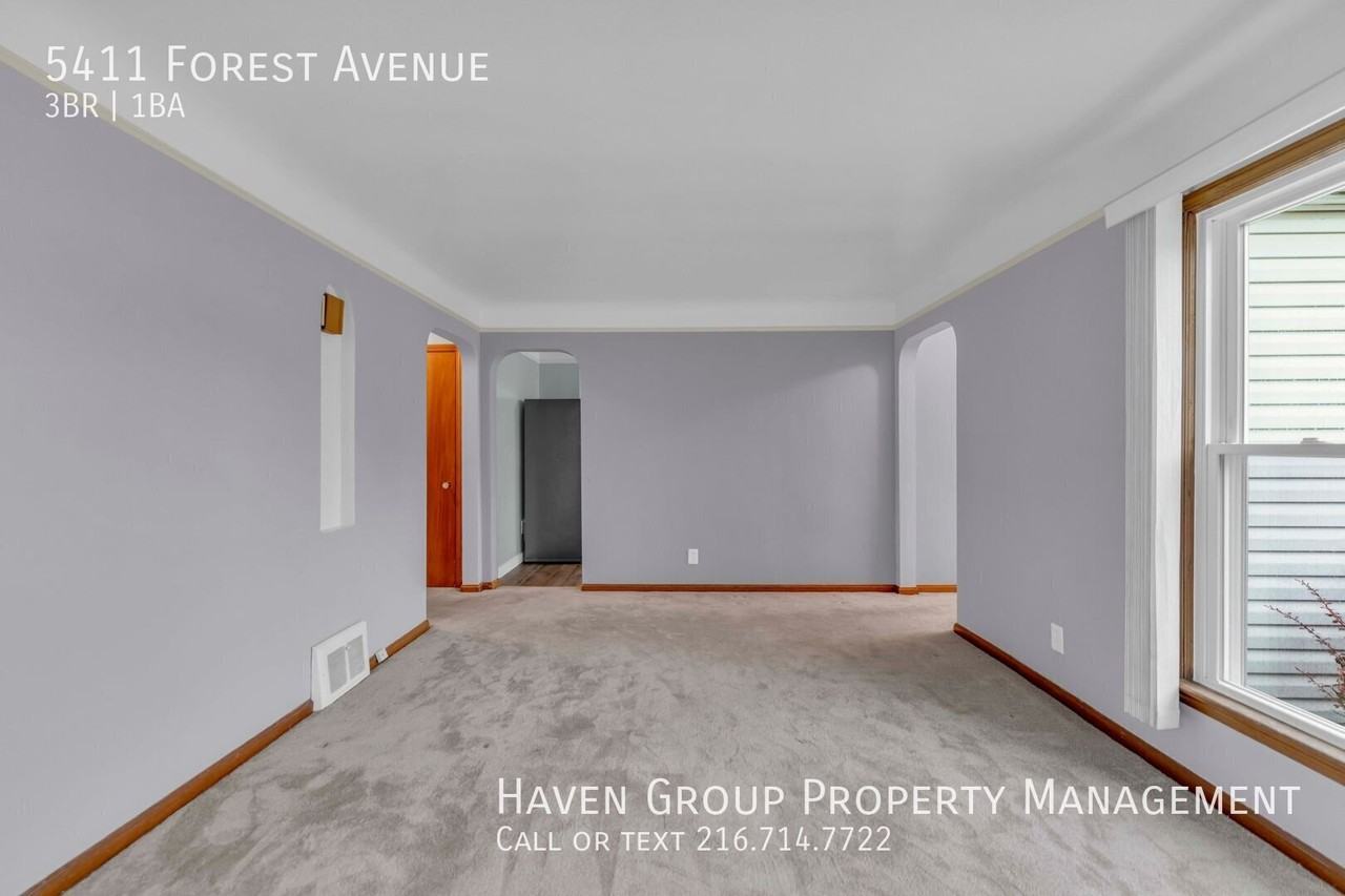 5411 Forest Ave - Photo 4 of 23