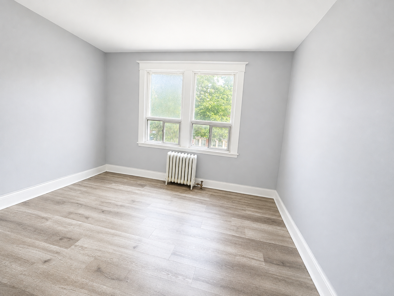 831 Main St E #4 - Photo 7 of 9