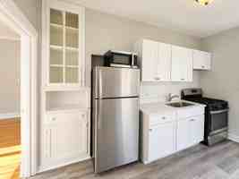 featured image of 5453 S Everett Ave #2B