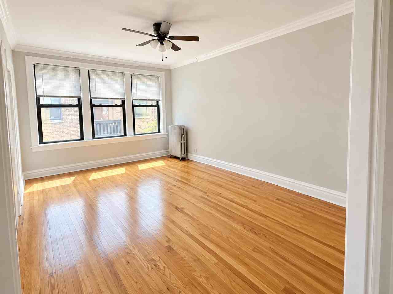 5453 S Everett Ave #2B - Photo 6 of 13